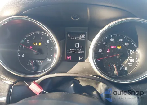 2012 Jeep Grand Cherokee Laredo z USA, uszkodzony, nr VIN 1C4RJFAG8CC149939